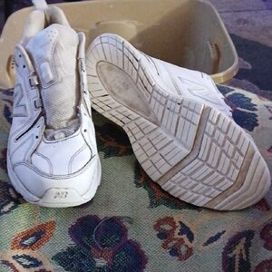 New Balance White Men's Athletic Shoes